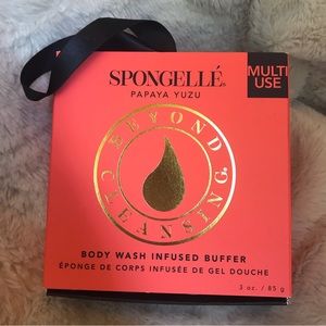 Spongellé Boxed Flowers Body Wash Infused Buffer in Papaya Yuzu